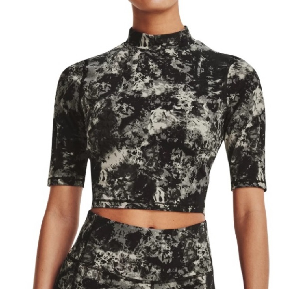 Under Armour Women's Size XL Meridian Printed High Neck Half Sleeve Cropped Top